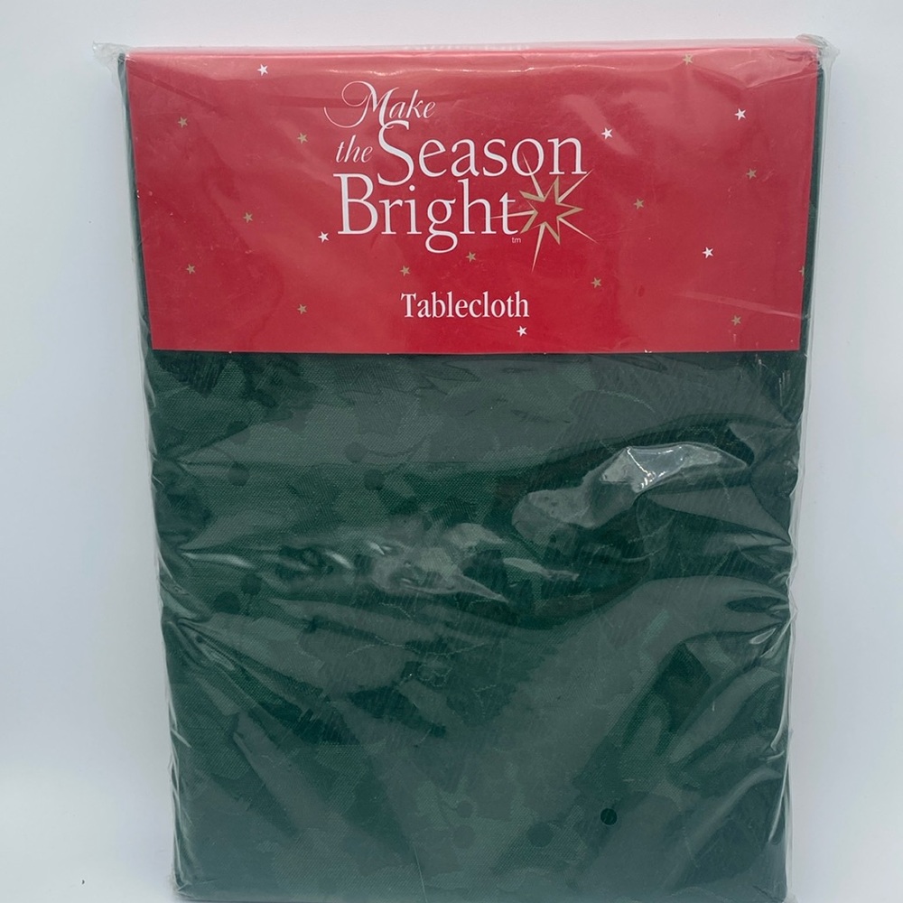 Make Season Bright holiday green cotton/polyester oval 60x84” tablecloth NIP